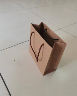 手(shǒu)提袋印刷(shua)過程中遇(yù)到的問題(ti)及解決方(fāng)法！